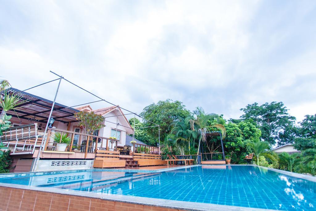 Dusit Talai Resort Nong Nam Daeng Exterior photo