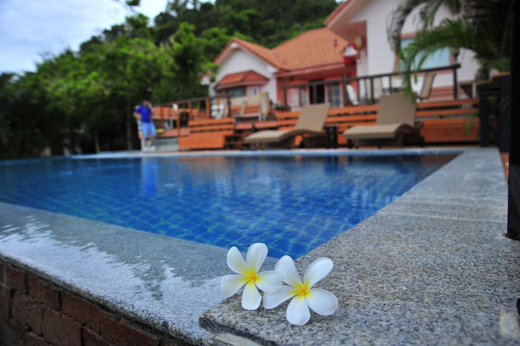 Dusit Talai Resort Nong Nam Daeng Exterior photo