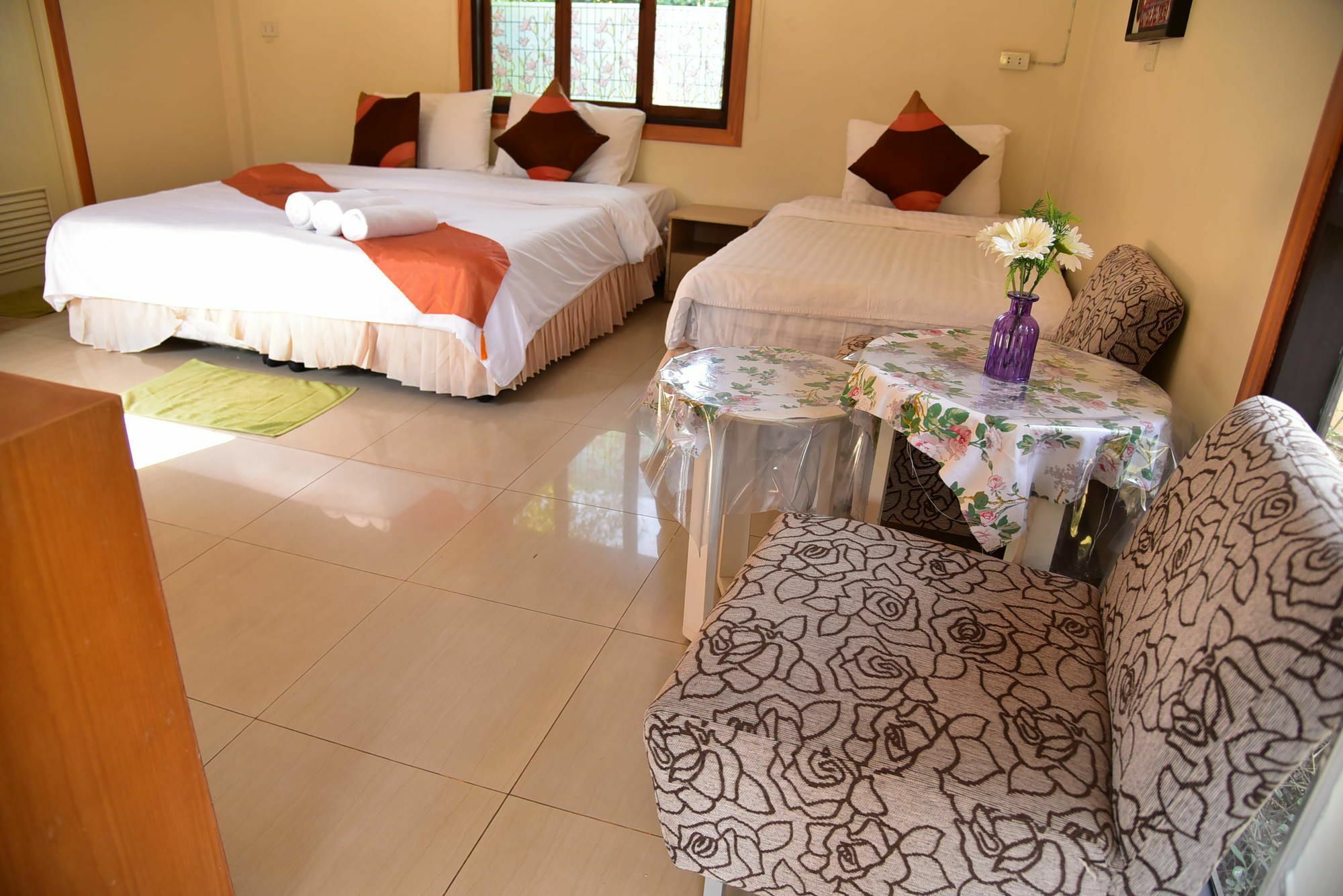 Dusit Talai Resort Nong Nam Daeng Exterior photo