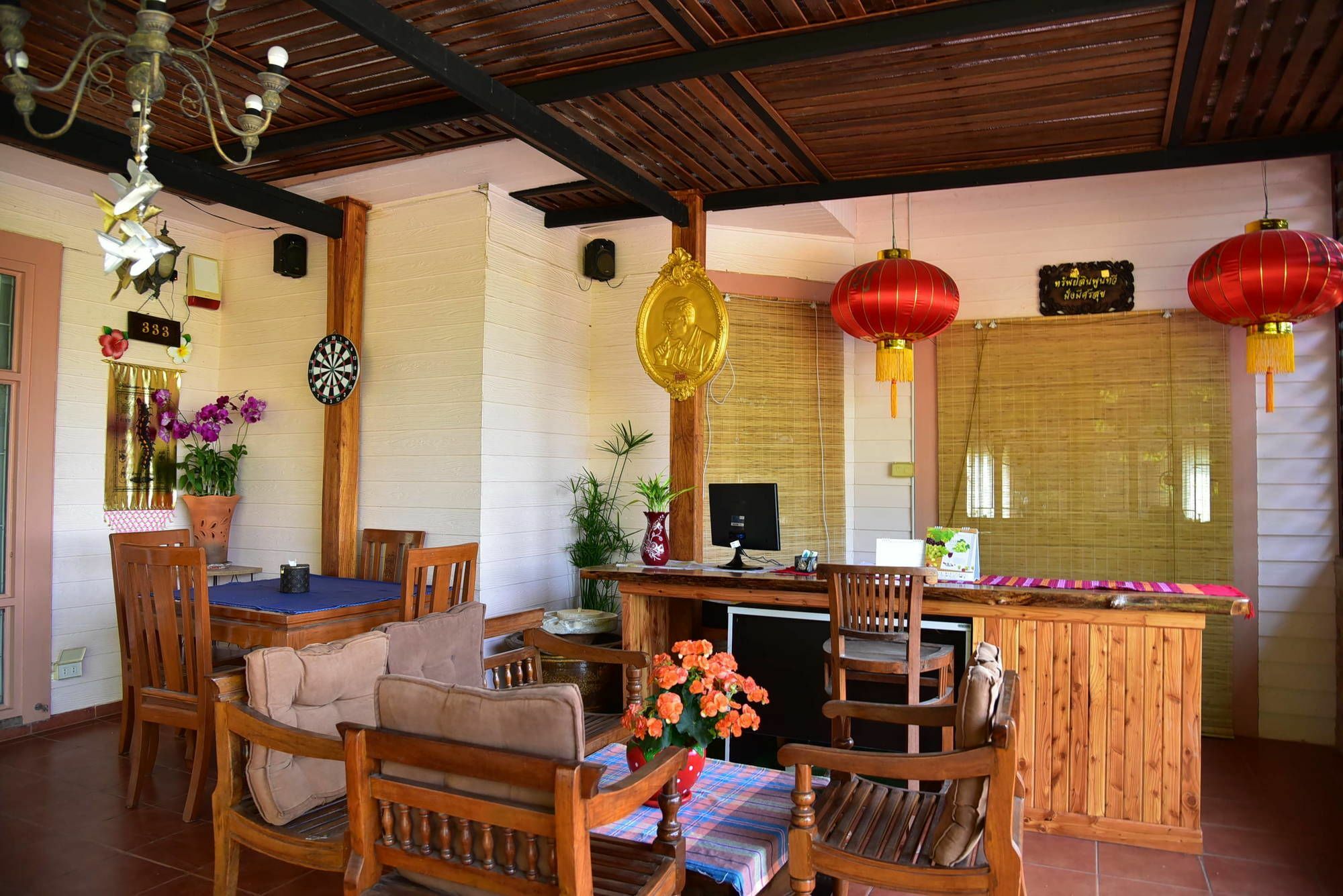 Dusit Talai Resort Nong Nam Daeng Exterior photo